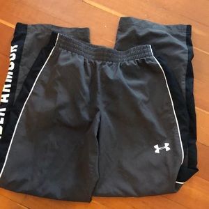 Under Armour boys YLG sweatpants, netted interior